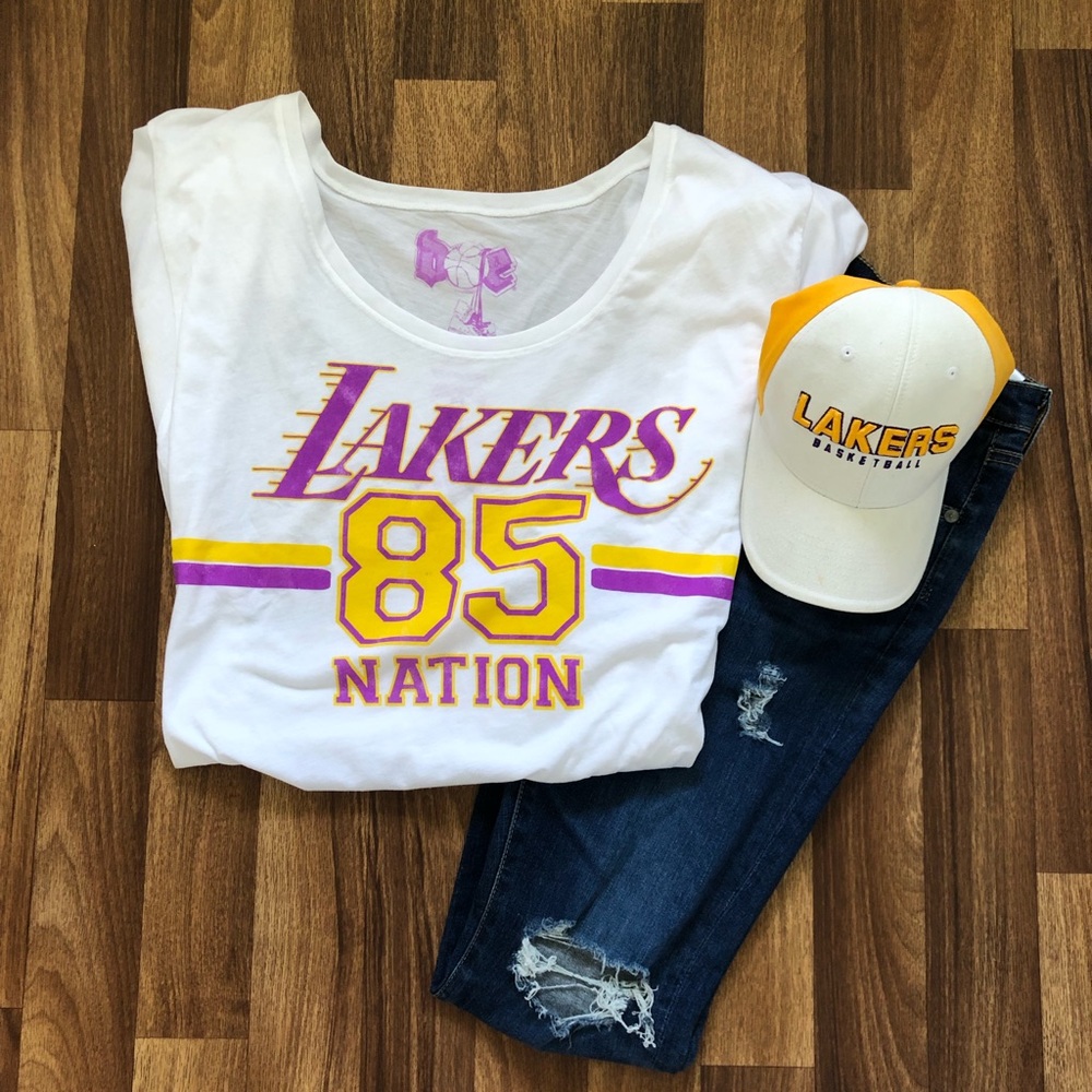 Brand New 💜💛Lakers Tshirt
